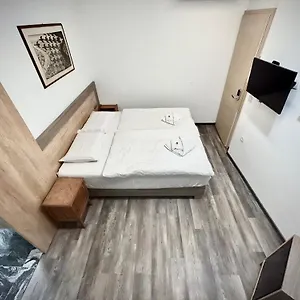 Oh Apartments&rooms 2*, Ljubljana Slovenië